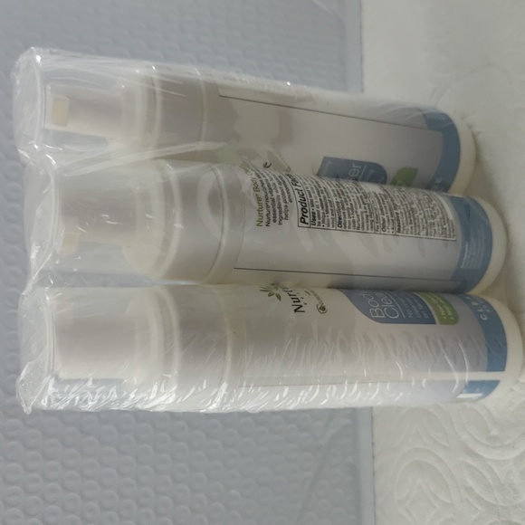 Nurture Valley No Rinse Body Face Wash Cleanser Foam Package Of 3 Each 8oz New F - Picture 2 of 5
